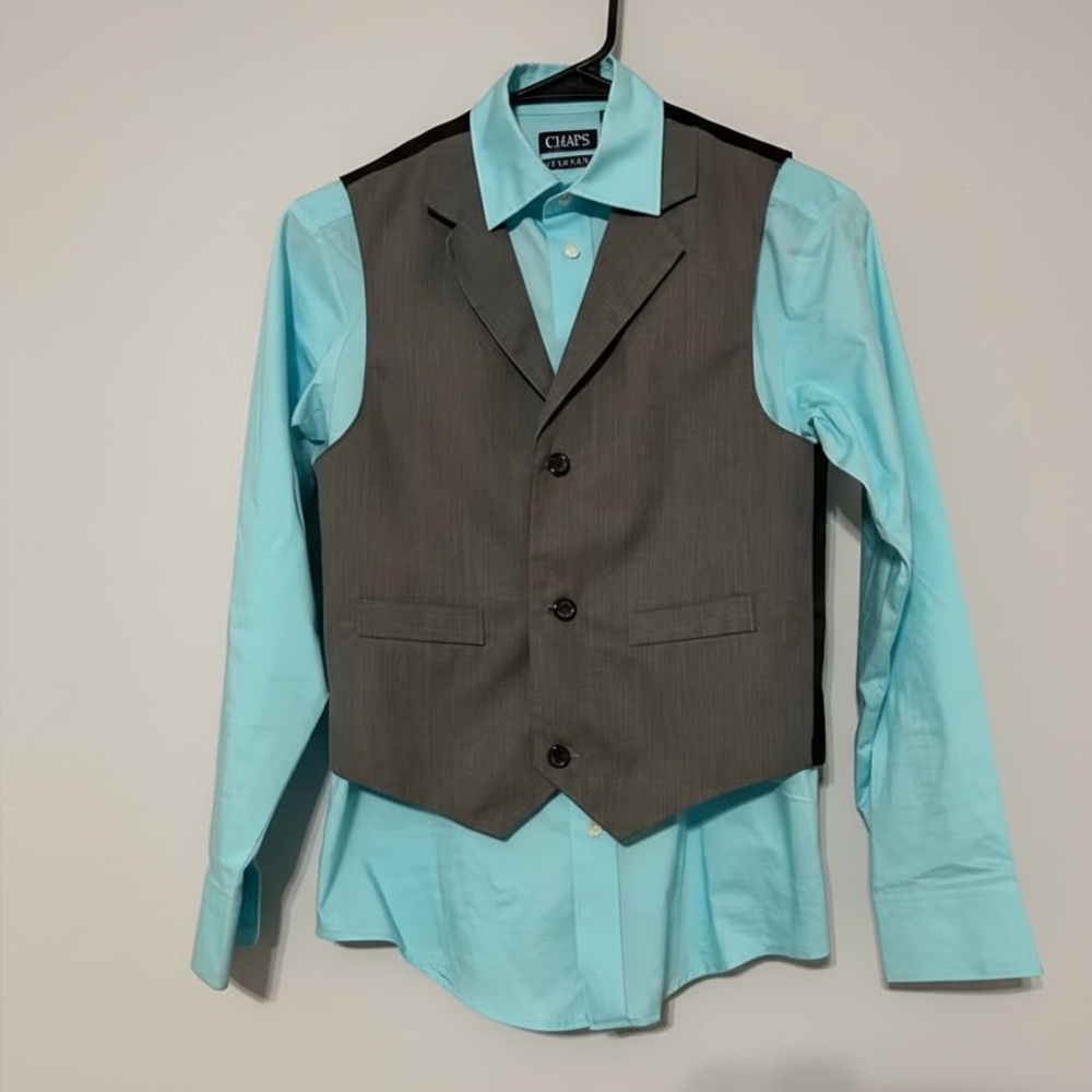 CHAPS Boys Button Up Dress Shirt With Vest Size 10/12